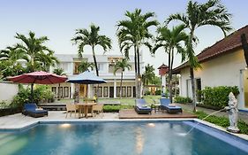 Bali Breezz Hotel Jimbaran