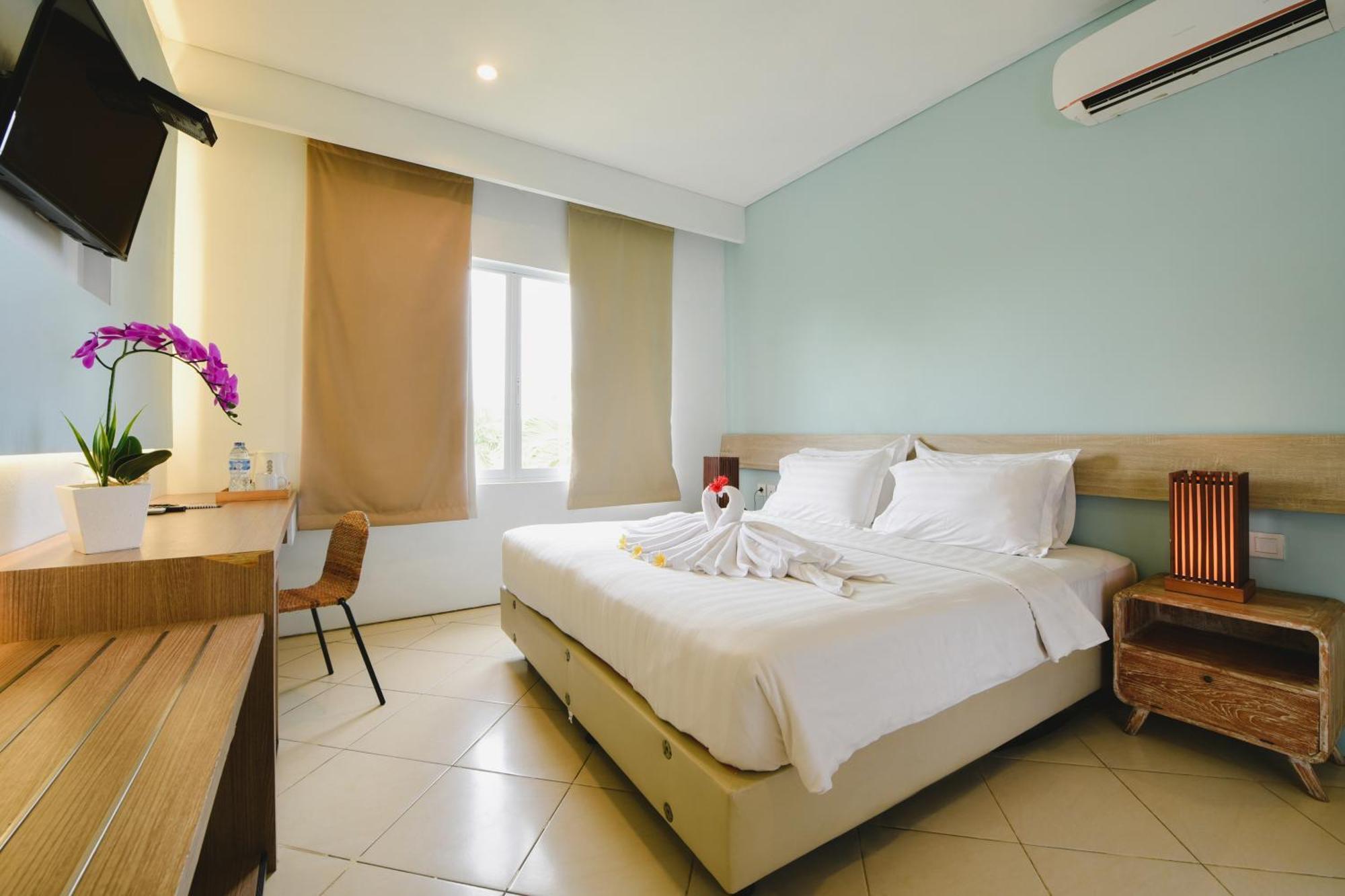 Bali Breezz Hotel Jimbaran  Bagian luar foto