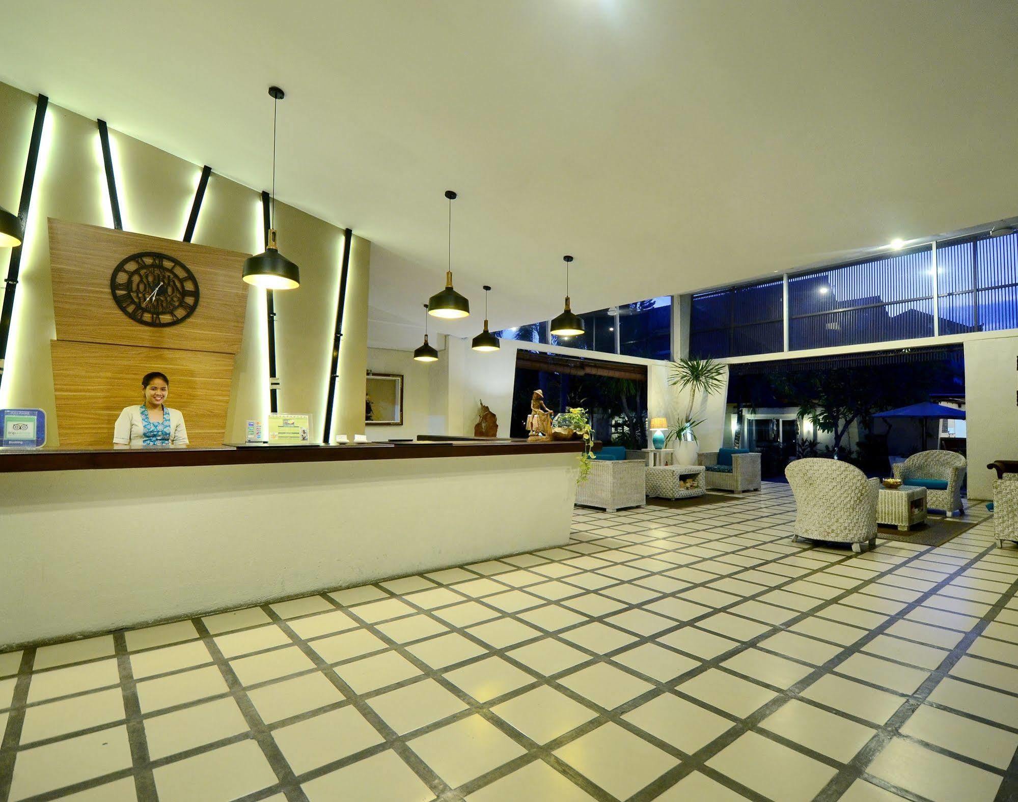 Bali Breezz Hotel Jimbaran  Bagian luar foto